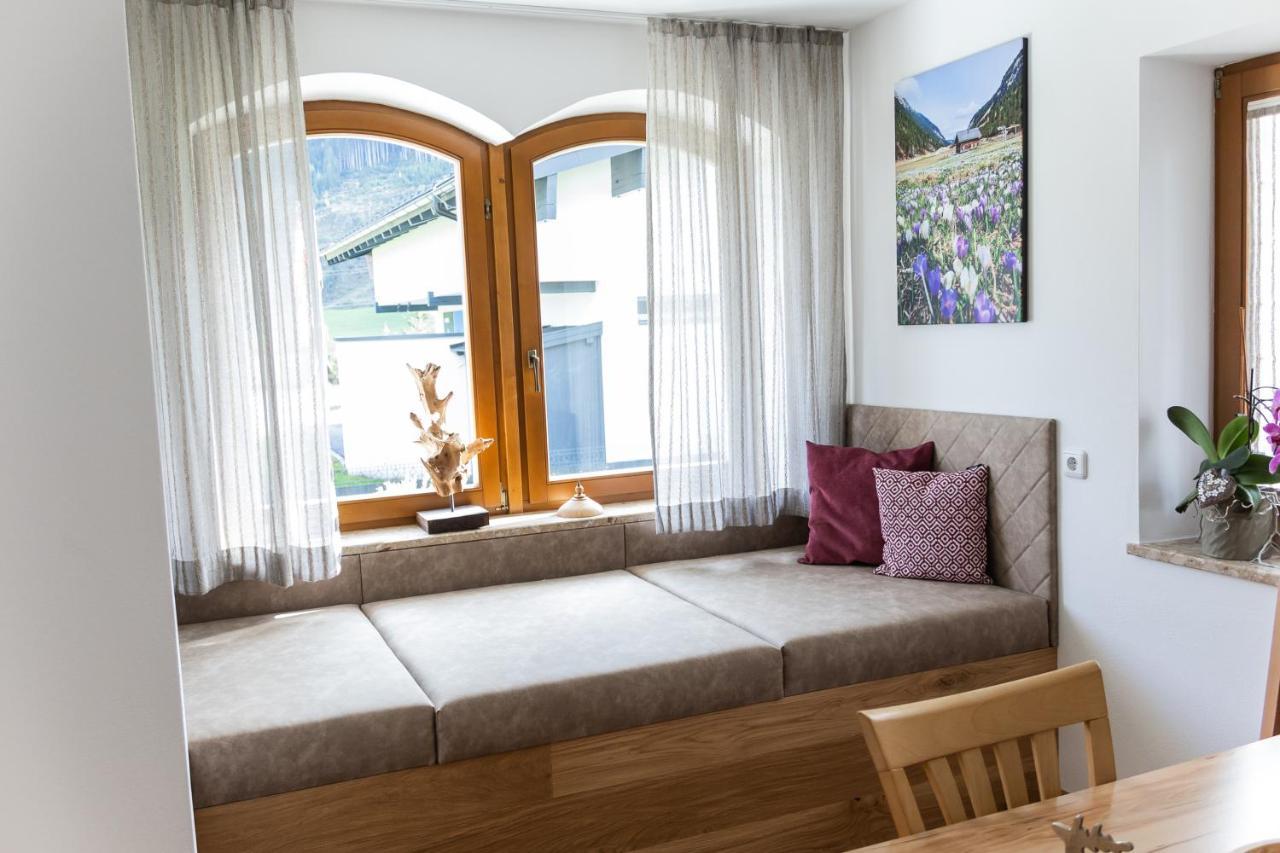 Appartement Monika Neukirchen am Großvenediger Buitenkant foto